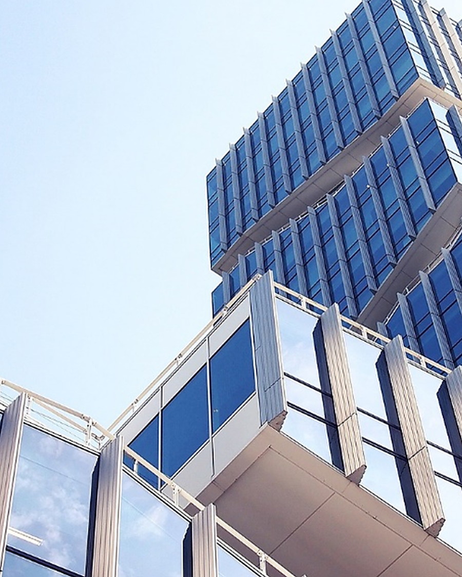 机电工程与建筑安装施工现场